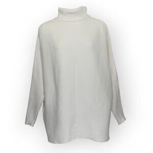 Winter White Sweater Medium Turtleneck Ribbed Knit Oversize Boxy